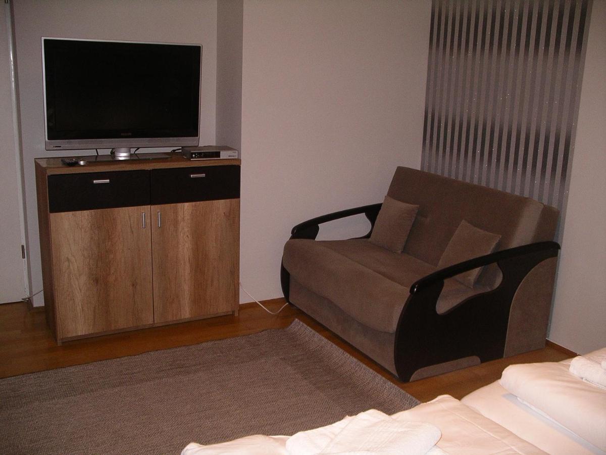 Centrum 2 Apartmanok Hévíz Exterior foto